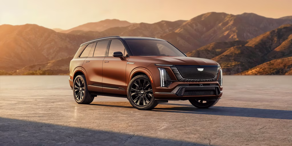 Lançamentos de carros na América Latina: as novidades que estão chegando em 2026 (e o que vem por aí) 4 2027 cadillac vistiq mov limited editions adobe frost 2000x1000 27cdvist070002
